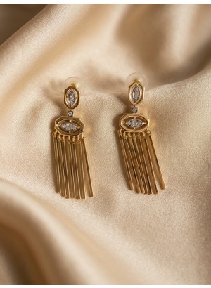 Taş Detaylı Gold Püsküllü Sallantılı Küpe