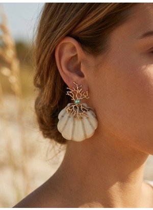 Ginkgo Elegance – Gold ve Gümüş Renkli Yaprak Tasarım Küpe