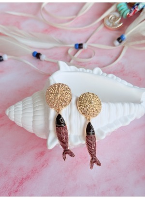 Golden Sardine Küpe – Mineli Balık Figürlü Çelik Tasarım