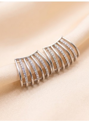 Zirkon Taş Detaylı Gümüş Renk Modern Küpe