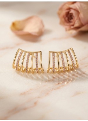 Zirkon Taş Detaylı Gold Renk Modern Küpe